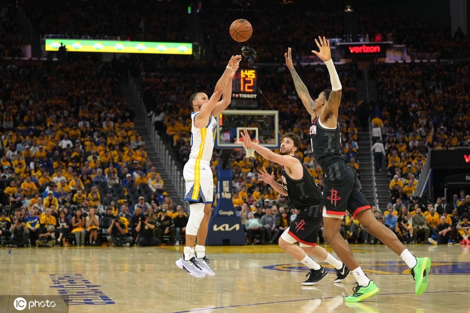 勇士队力争逆袭NBA总决赛