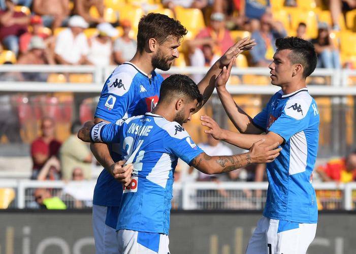 意甲球员表现抢眼，赢得观众喝彩